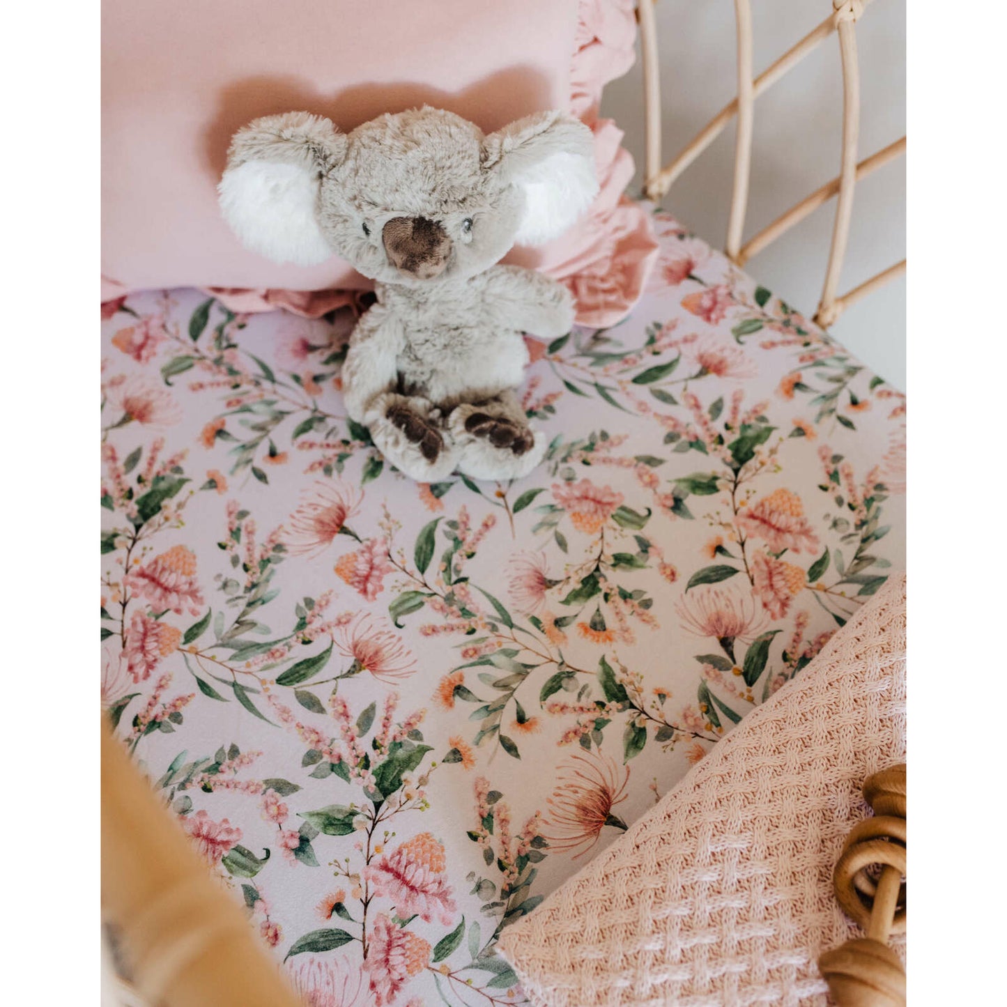 Wattle bassinet sheet