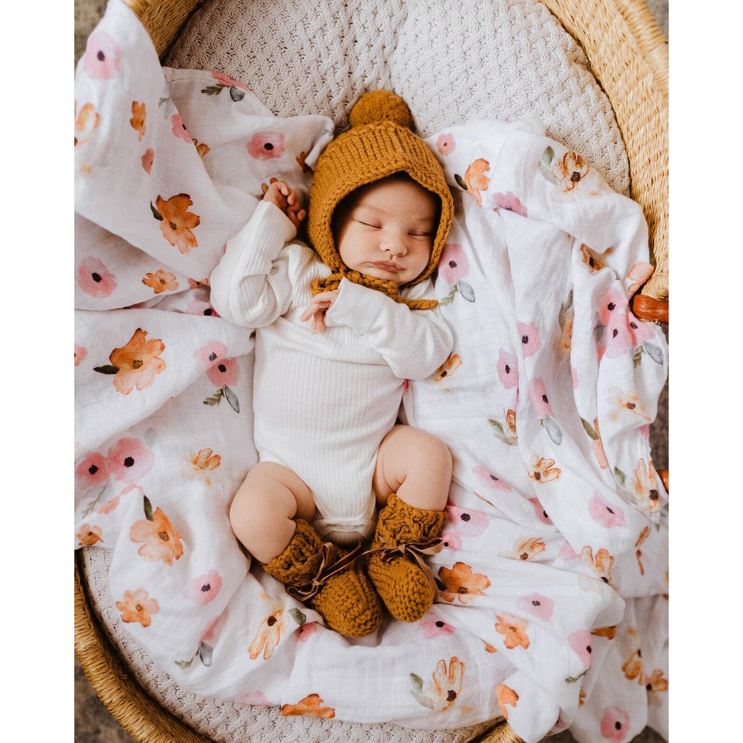 Bronze Merino Wool Bonnet & Booties Set