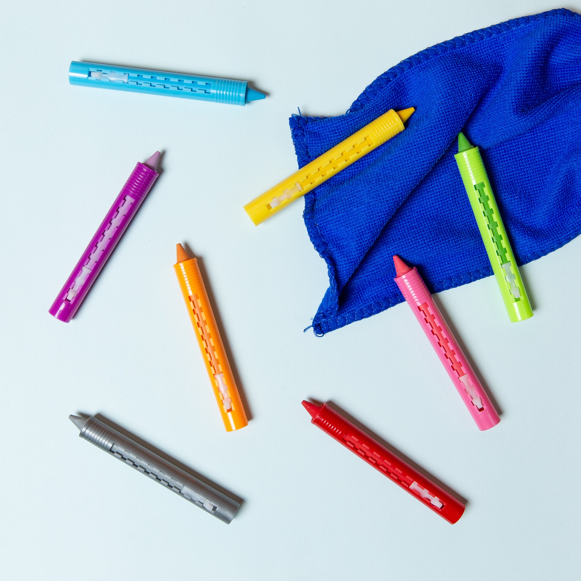 Bath crayons